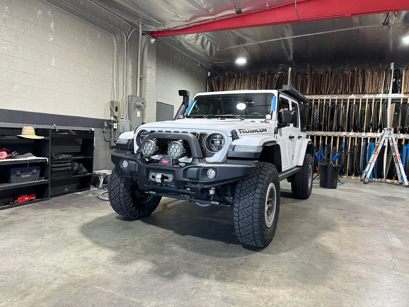PG Auto Glass service example for Auto Glass Insurance Claims: Repair or Replacement?