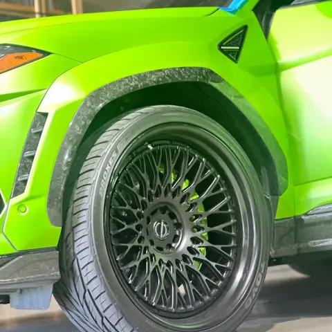 Green Lamborghini Urus at P&G Auto Glass